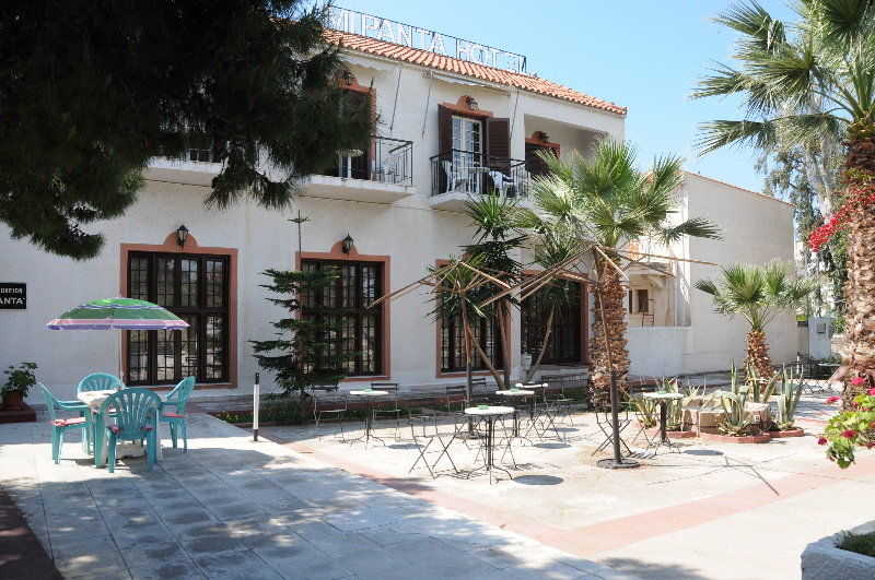 Miranta Hotel - Apartments & Studios Aegina Ngoại thất bức ảnh