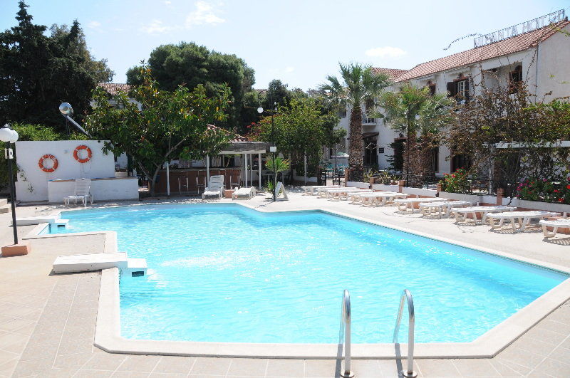 Miranta Hotel - Apartments & Studios Aegina Ngoại thất bức ảnh