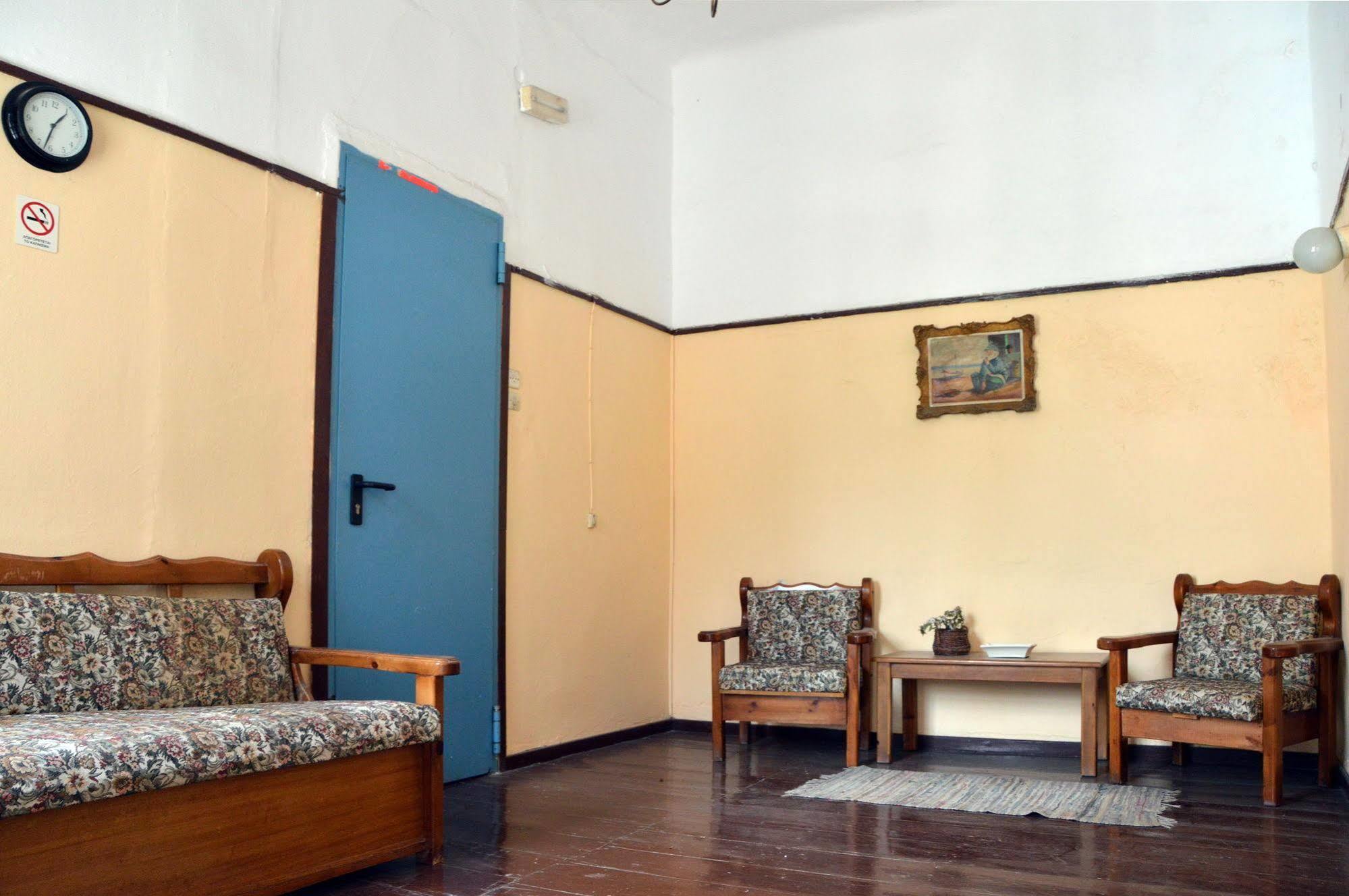 Miranta Hotel - Apartments & Studios Aegina Ngoại thất bức ảnh
