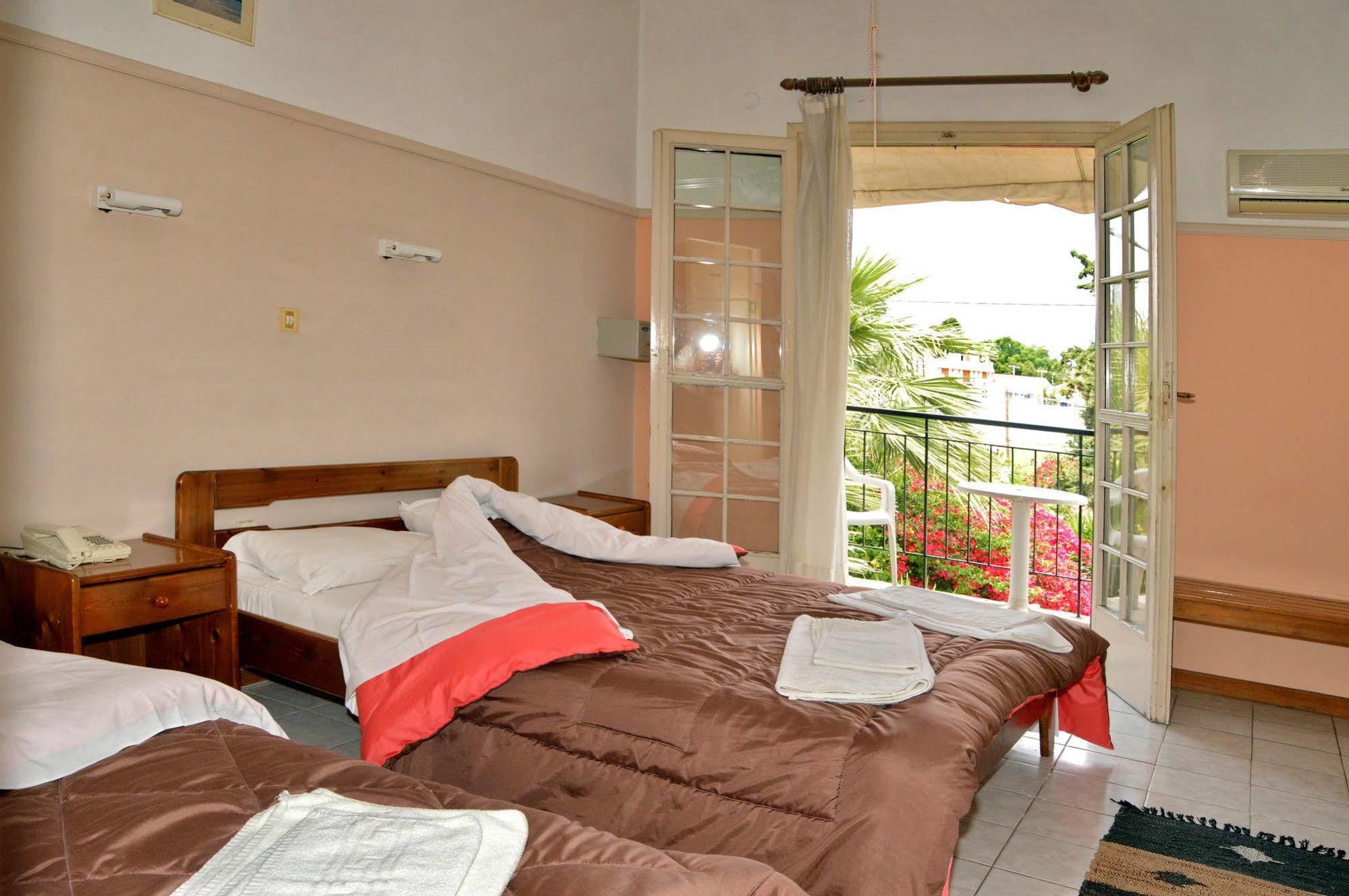 Miranta Hotel - Apartments & Studios Aegina Ngoại thất bức ảnh