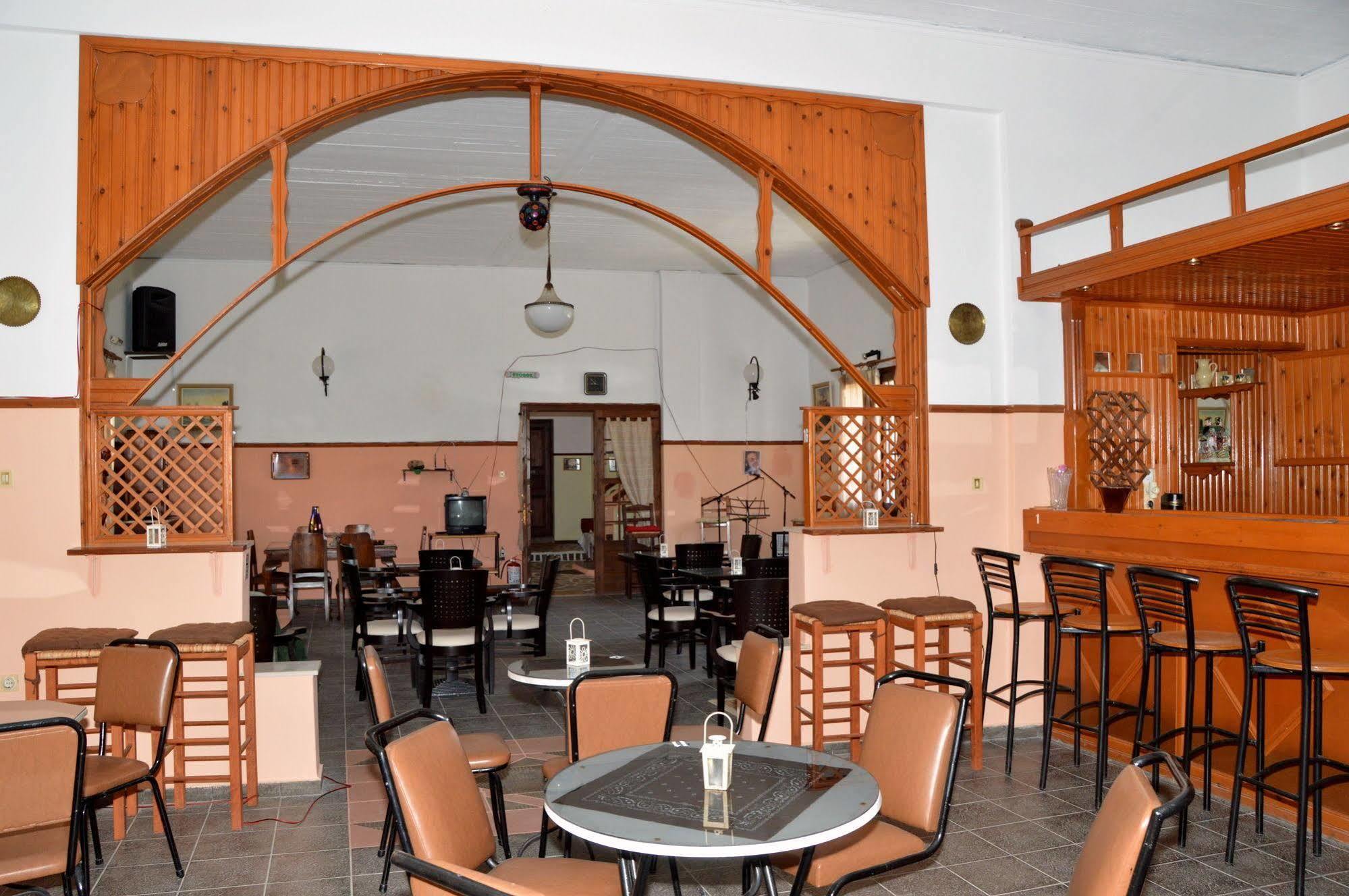 Miranta Hotel - Apartments & Studios Aegina Ngoại thất bức ảnh